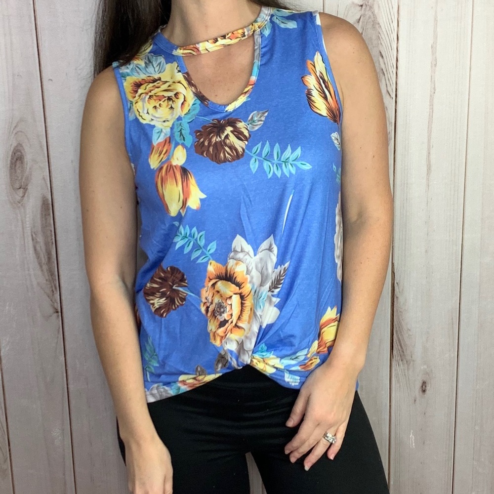 The Maya Top- blue keyhole sleeveless top - Picture 5 of 10